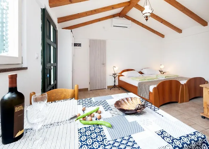 Stanzia Santa Brigida * 로비니