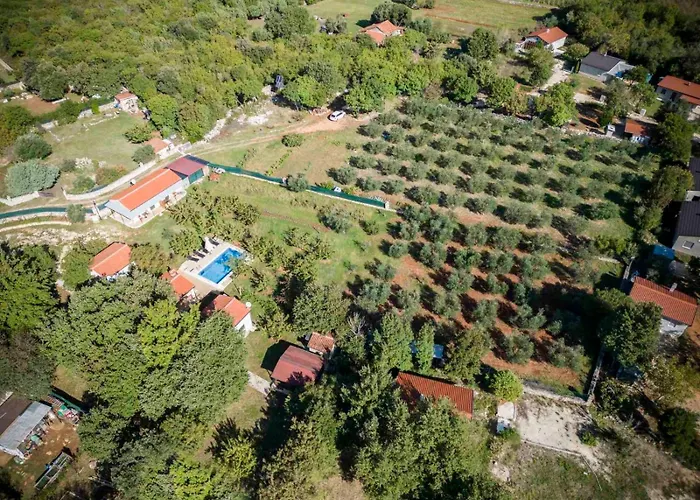 Stanzia Santa Brigida 로비니